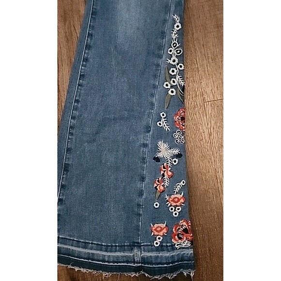 Charton Collection Jeans Womens Flare XL Med Wash Embroidered Flowers Wide-Leg - Picture 3 of 13